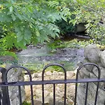St Moling's Well House,off Grid,and Gardens Casa de Férias St Mullins