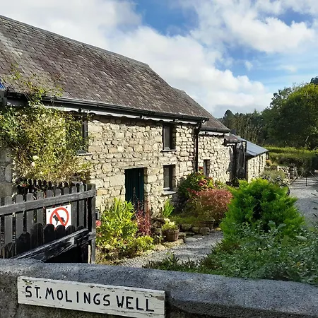 Dom wakacyjny St Moling's Well House,off Grid,and Gardens St Mullins