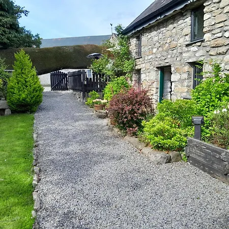 St Moling's Well House,off Grid,and Gardens Dom wakacyjny