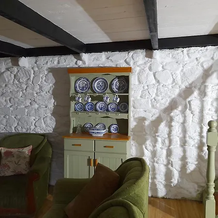 St Moling's Well House,off Grid,and Gardens *