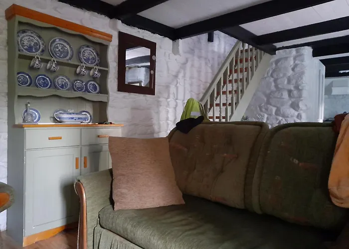 St Moling's Well House,off Grid,and Gardens *