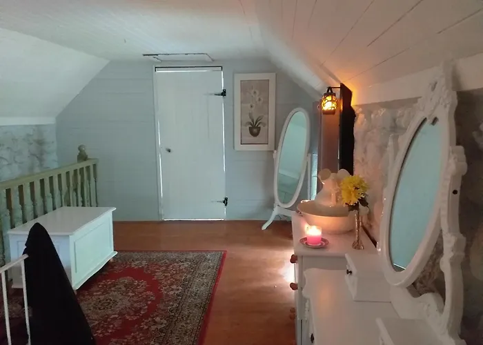 St Moling's Well House,off Grid,and Gardens